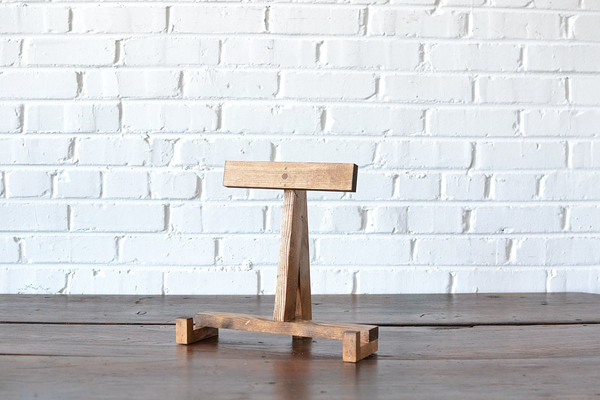 wooden tabletop easel 
