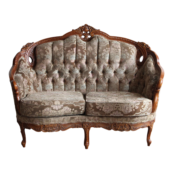 Velvet floral settee with tufting and victorian wood details perfect for wedding sweetheart seating