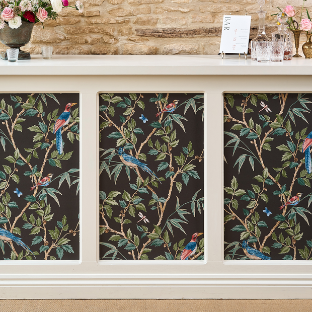 White Panelled Bar (black Colefax & Fowler print)