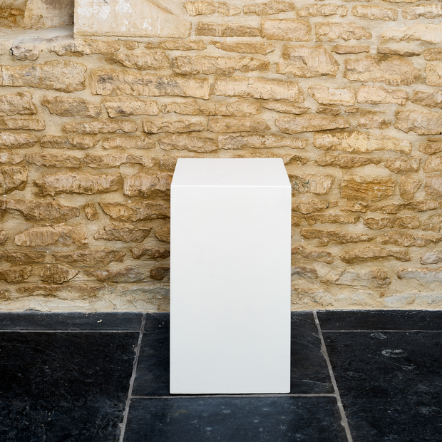 Ivory Pedestal (short)