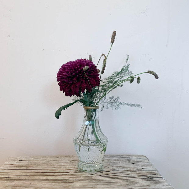 Gold Rimmed Bud Vase (assorted)