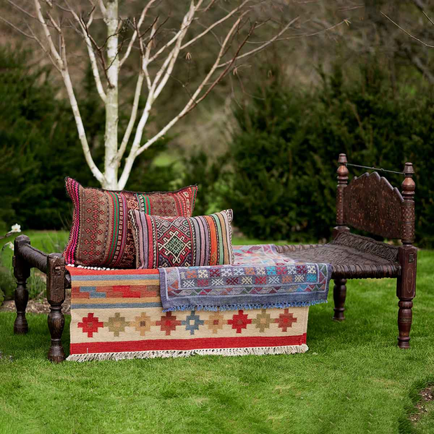 Moroccan Bed