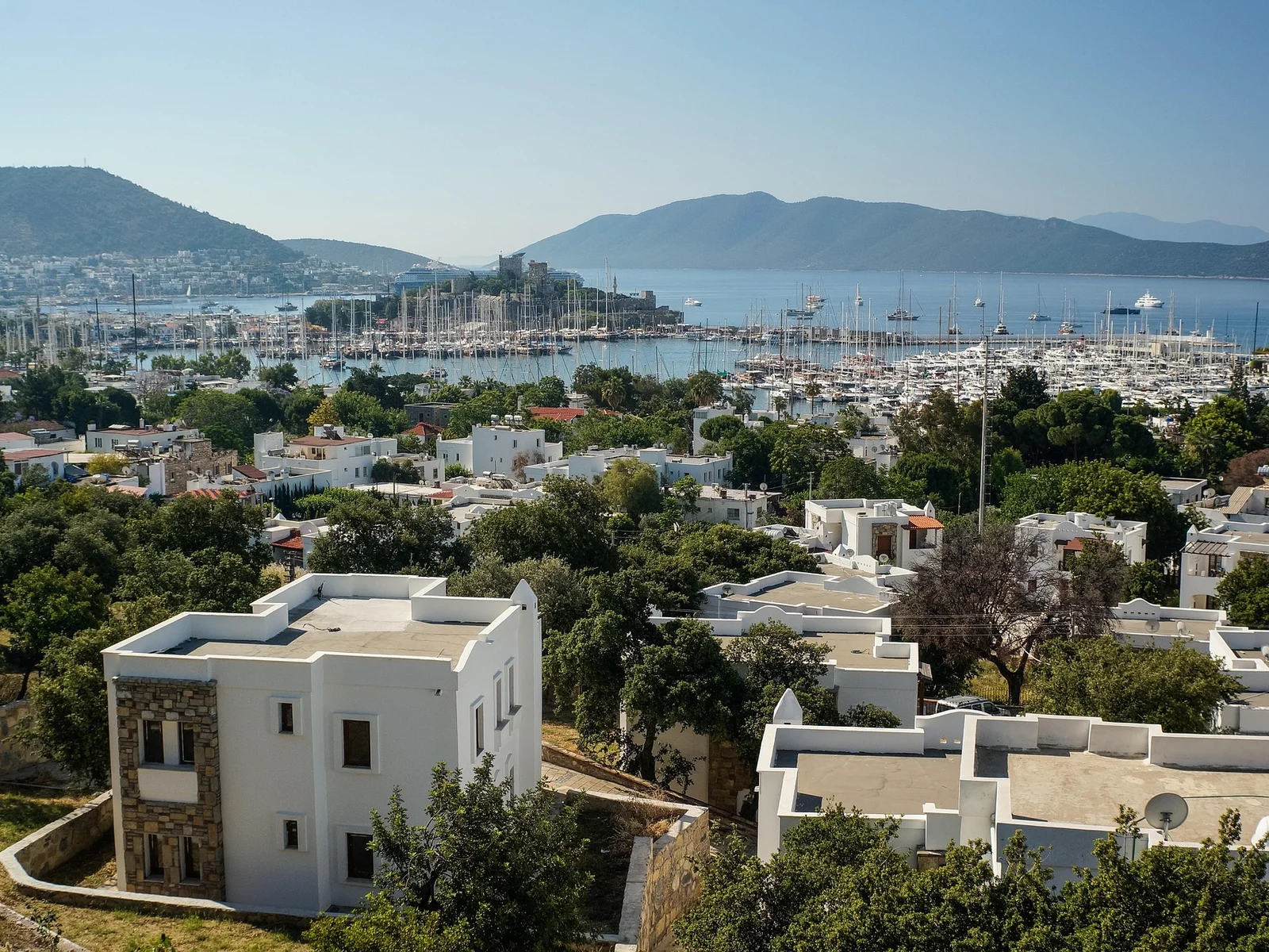 Kusadasi vs Bodrum: Which Turkish Resort is Right for You?