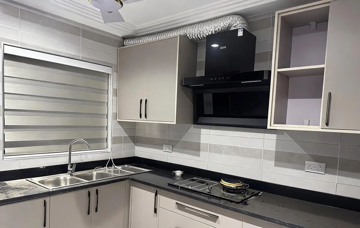 2bdrm Apartment in Green, Madina for rent — photo 4