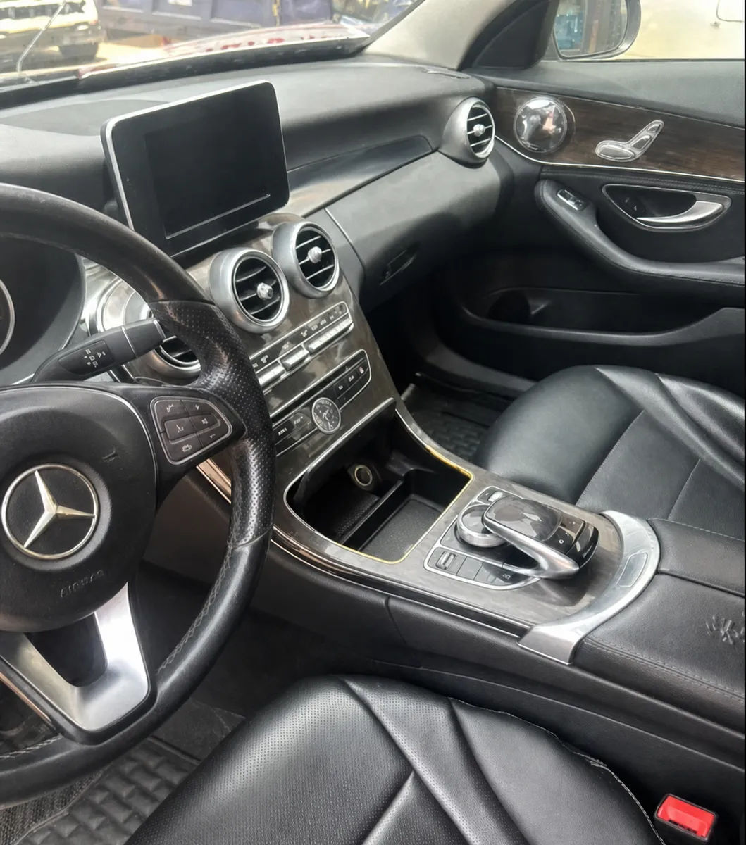Mercedes-Benz 300