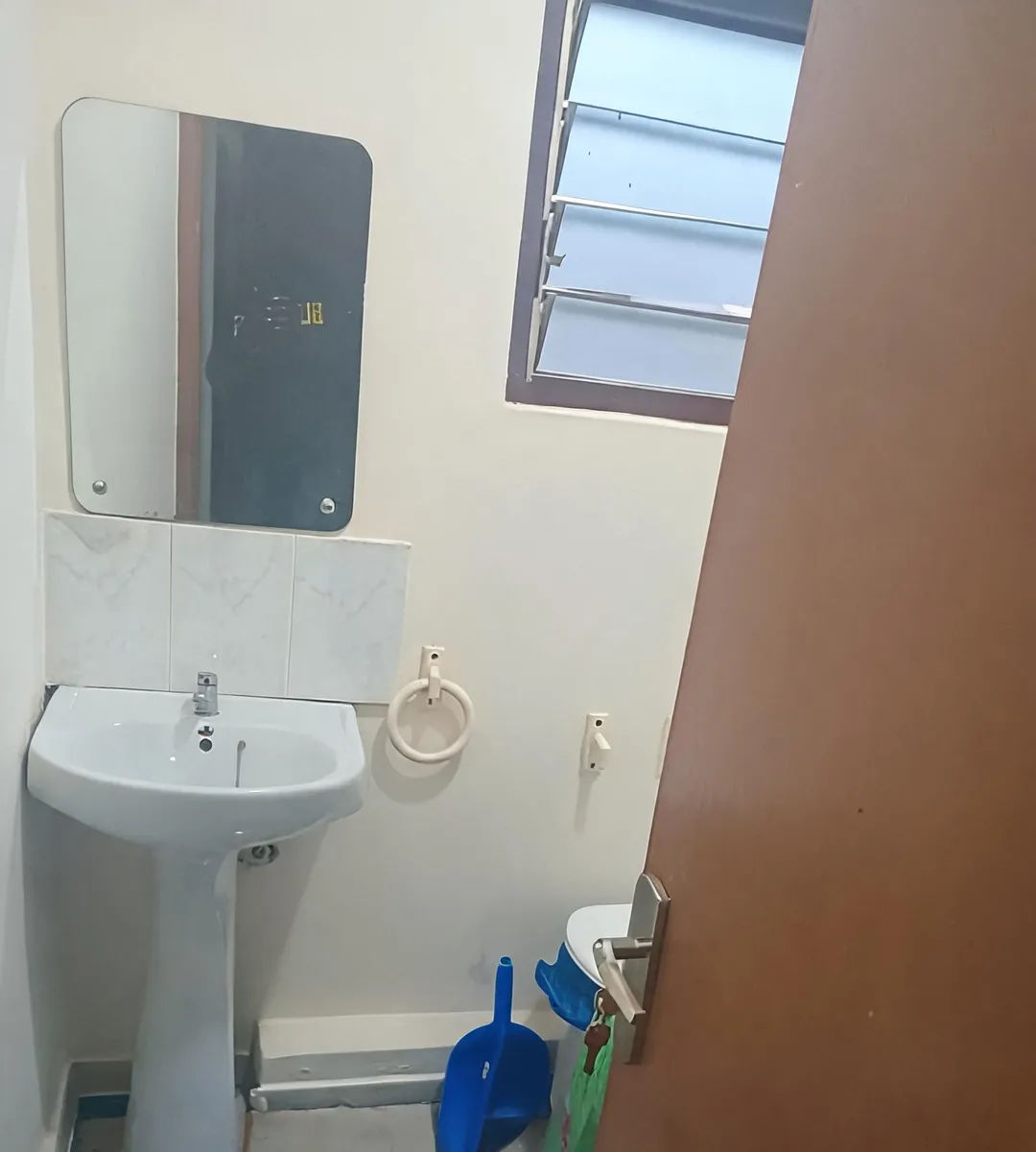 Furnished 1bdrm Apartment in East Legon American for rent — photo 3