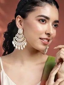 Peora: Upto 89% OFF on Earrings & Jhumkas | Starting from ₹188