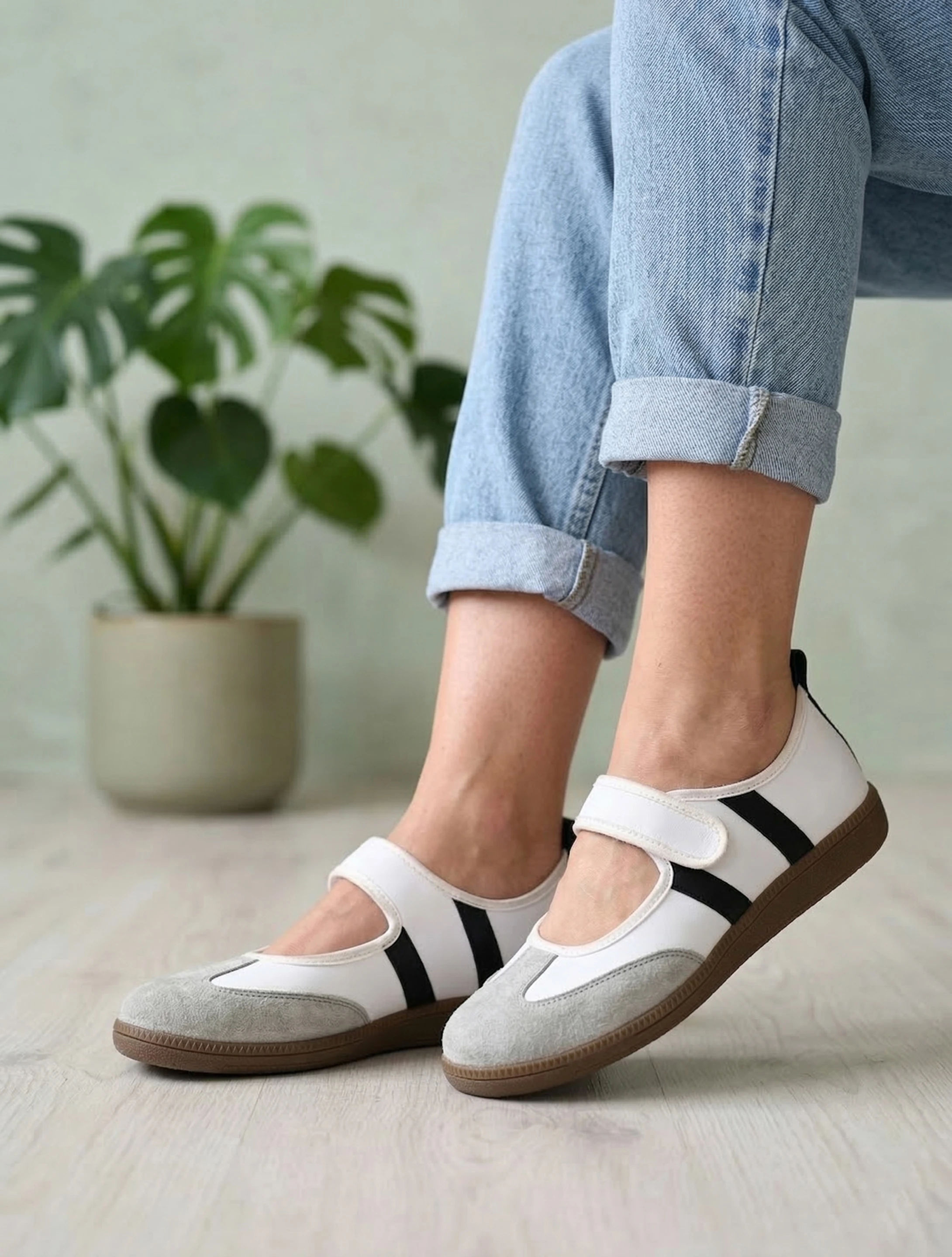 Trendy Women Partywear Bellies & Ballerinas | Flipkart