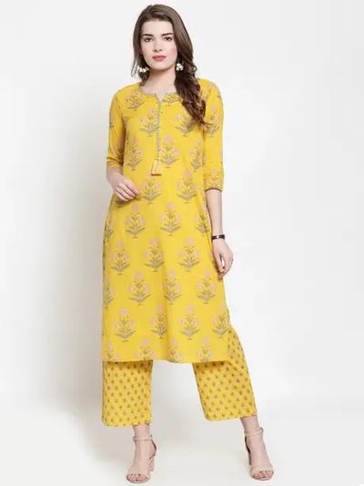Upto 84% off on Varanga Women's Ethnic Sets