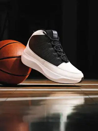 Hrx By Hrithik Roshan Sports Shoes Up to 88% OFF | From ₹699