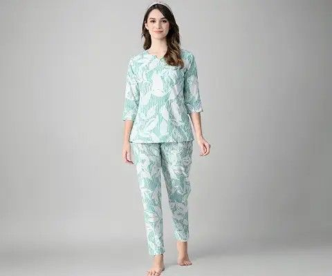 Upto 83% off on Ichaa Women Night Suit Set