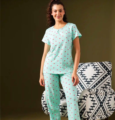 Myntra - upto 88% off on clovia clothing