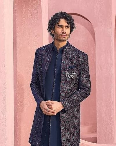 Up To 75% Off On Manyavar Ethnic Clothings