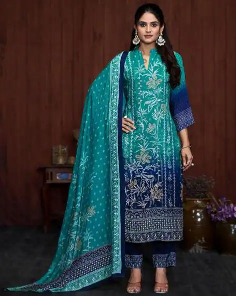 AJIO: Women's Kurta Sets (Nyrika, SVARAA, Indie Picks & TANUKA) Upto 93% off