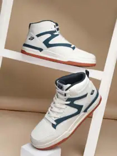Bond Street By Red Tape: Men’s High-Top Sneakers at ₹997 - 86% Off