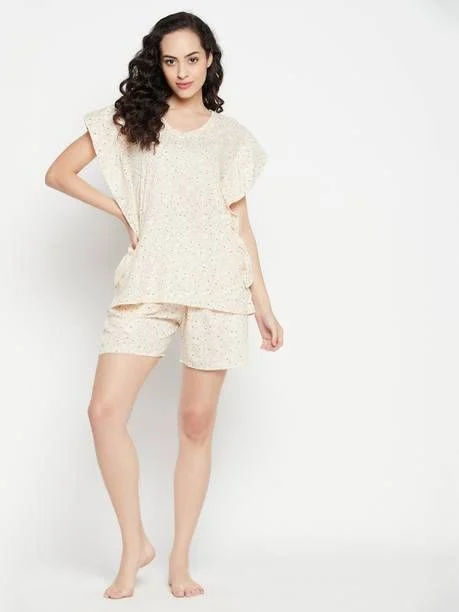 Clovia Women's Nightwear upto 83%boff