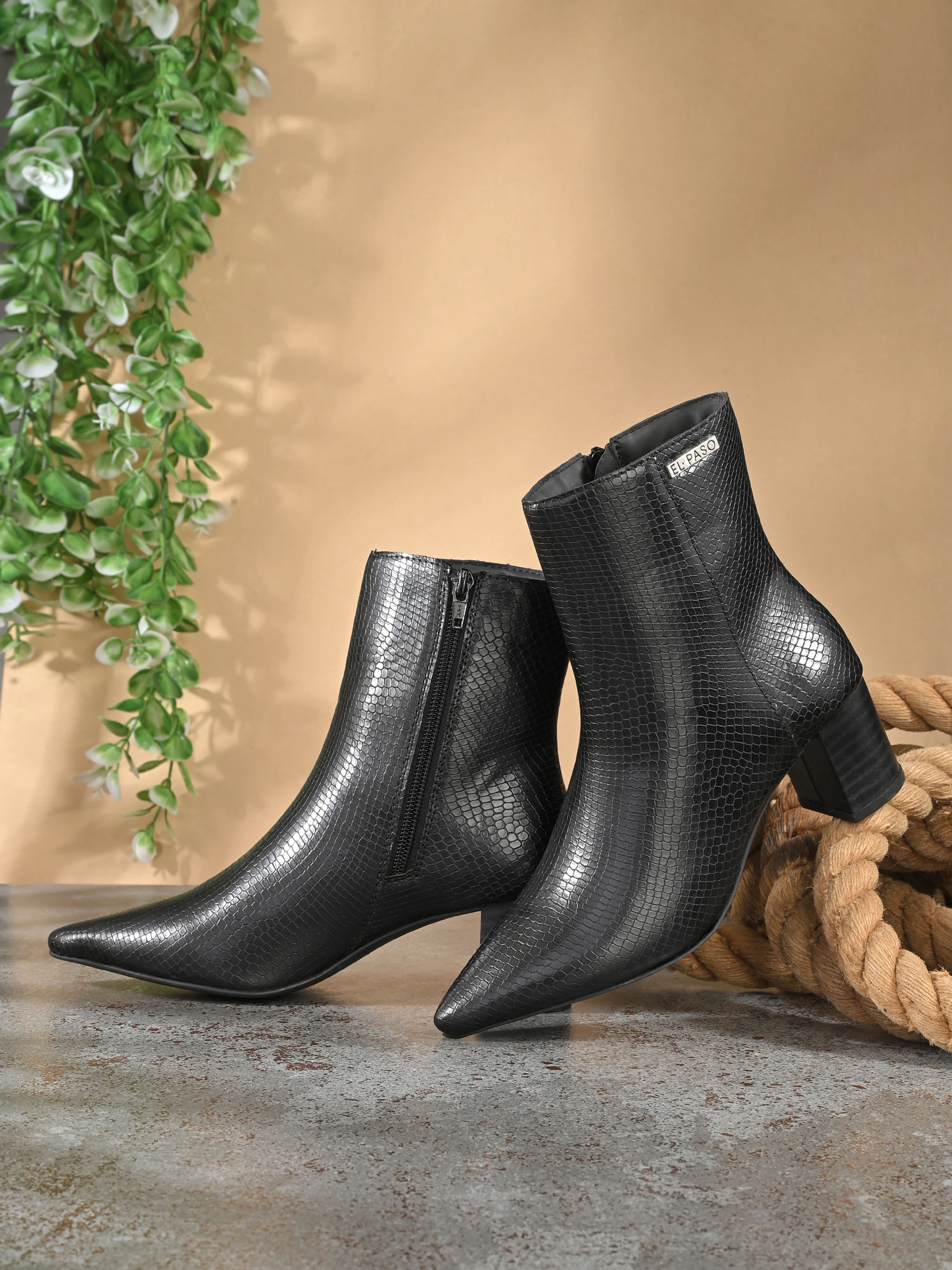 EL PASO Women Black Faux Leather Casual Chelsea Boots | Flipkart