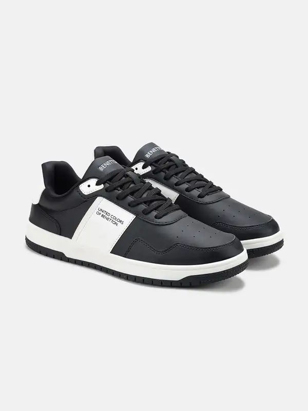 United Colors of Benetton Men Colourblocked PU Sneaker
