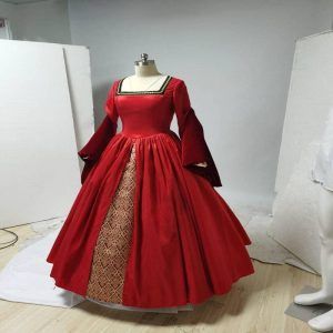 Victorian Queen Elizabeth Tudor Period Gothic Faire Dress