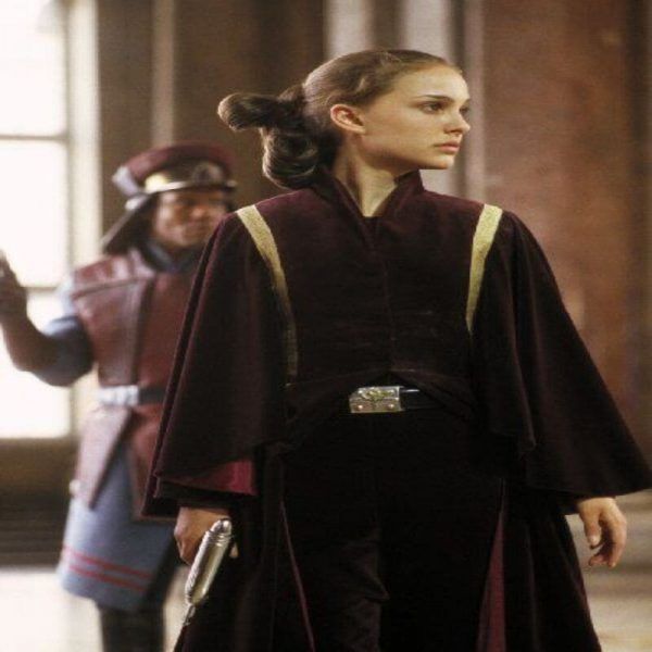 Episode I – The Phantom Menace Queen Padme Amidala Red Outfit