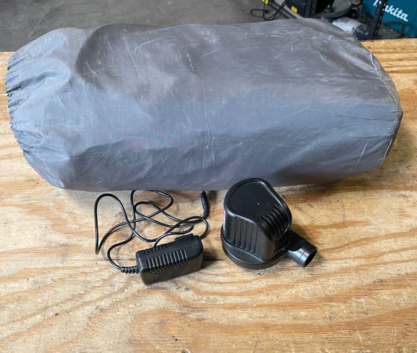 Automatic inflation air mattress (B3456) Chicago Tool Library