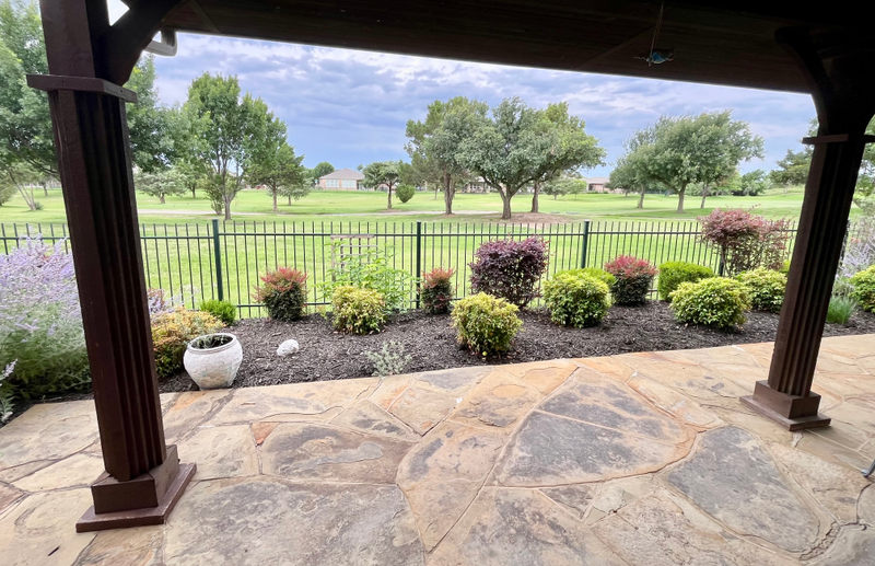 1413 Discovery Bay - Interior/exterior photo 3