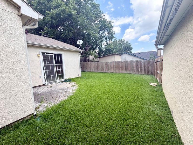 5536 Club Crest Dr. - Interior/exterior photo 13