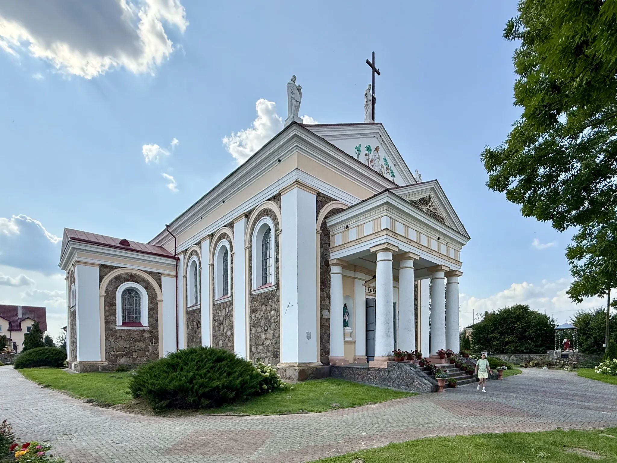 Костел в Желудке