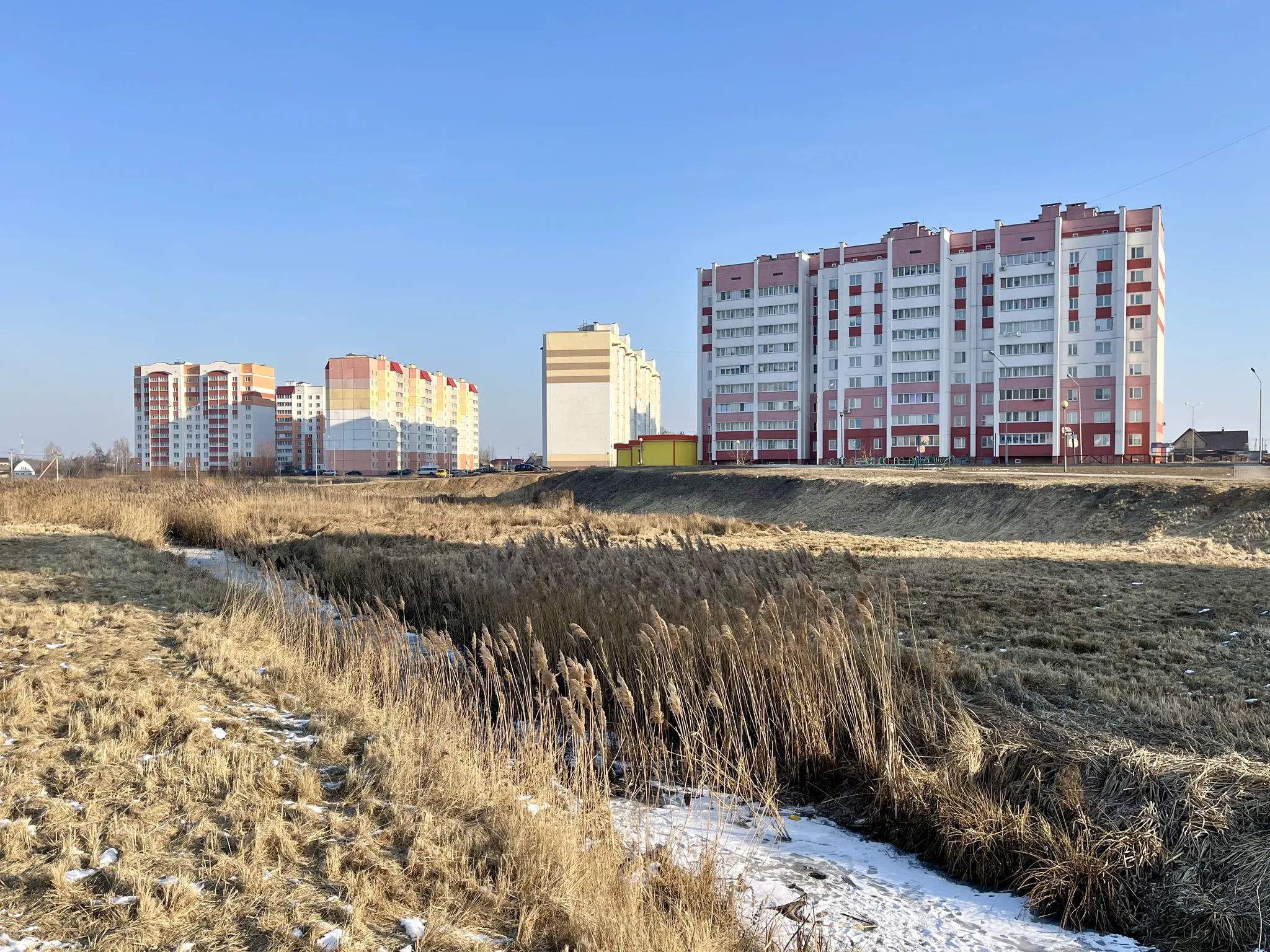Панельные дома в Жлобине