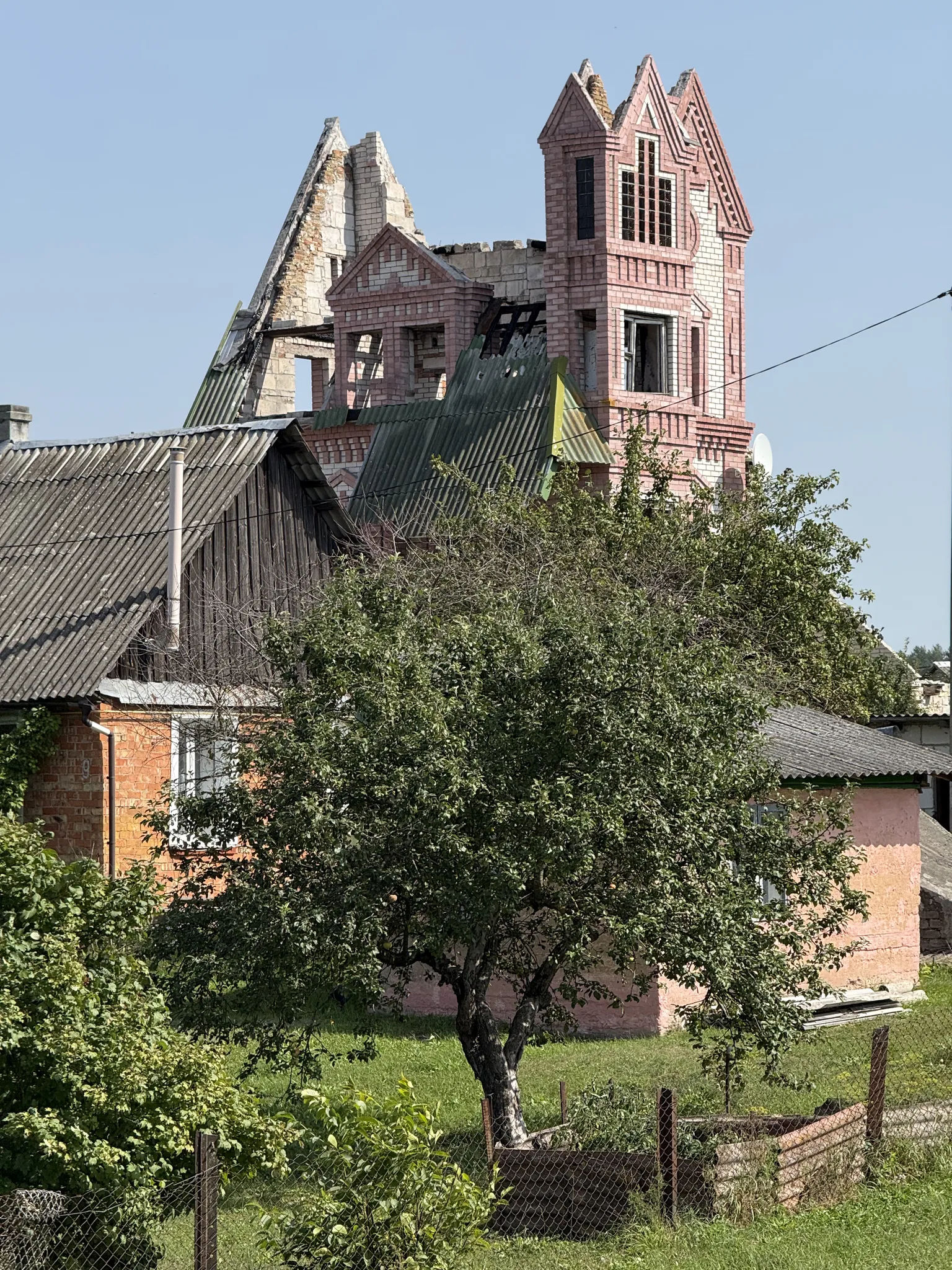 Недостроенный замок Диснея