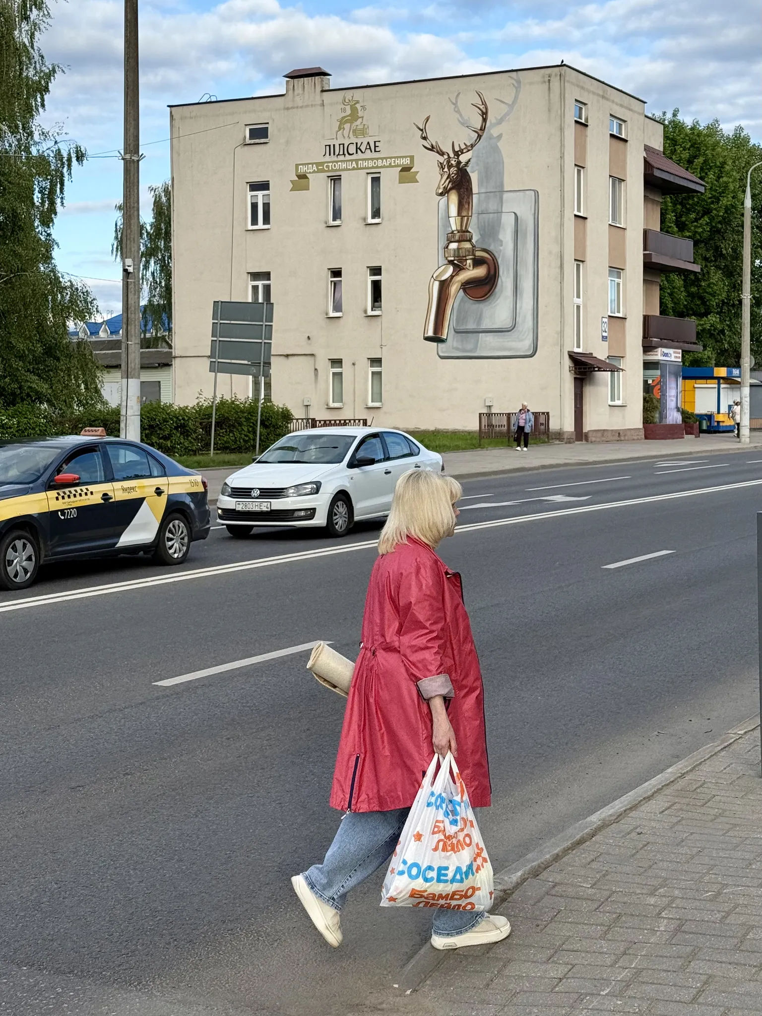 Мурал с пивным краном