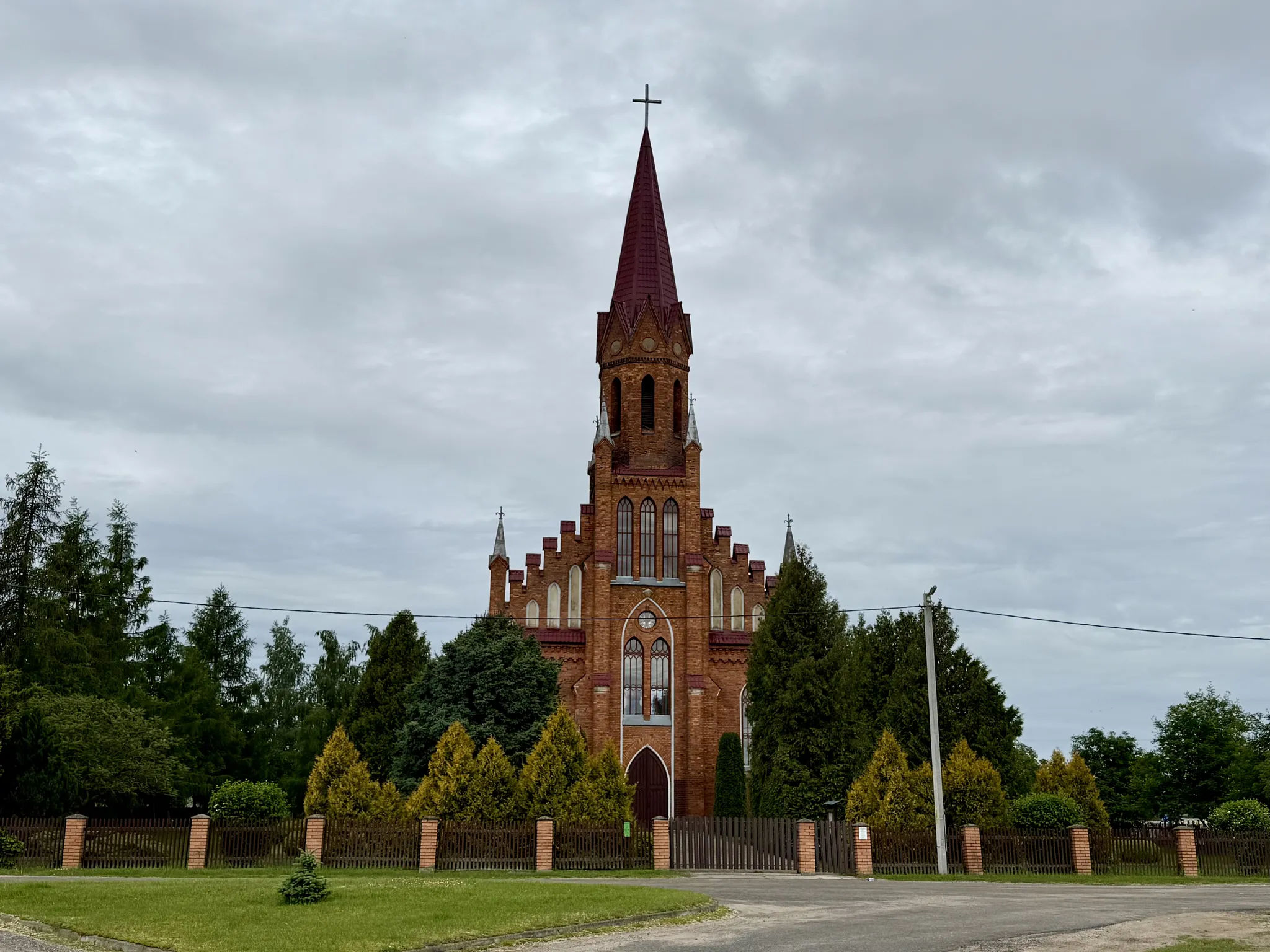 Костел в Столовичах