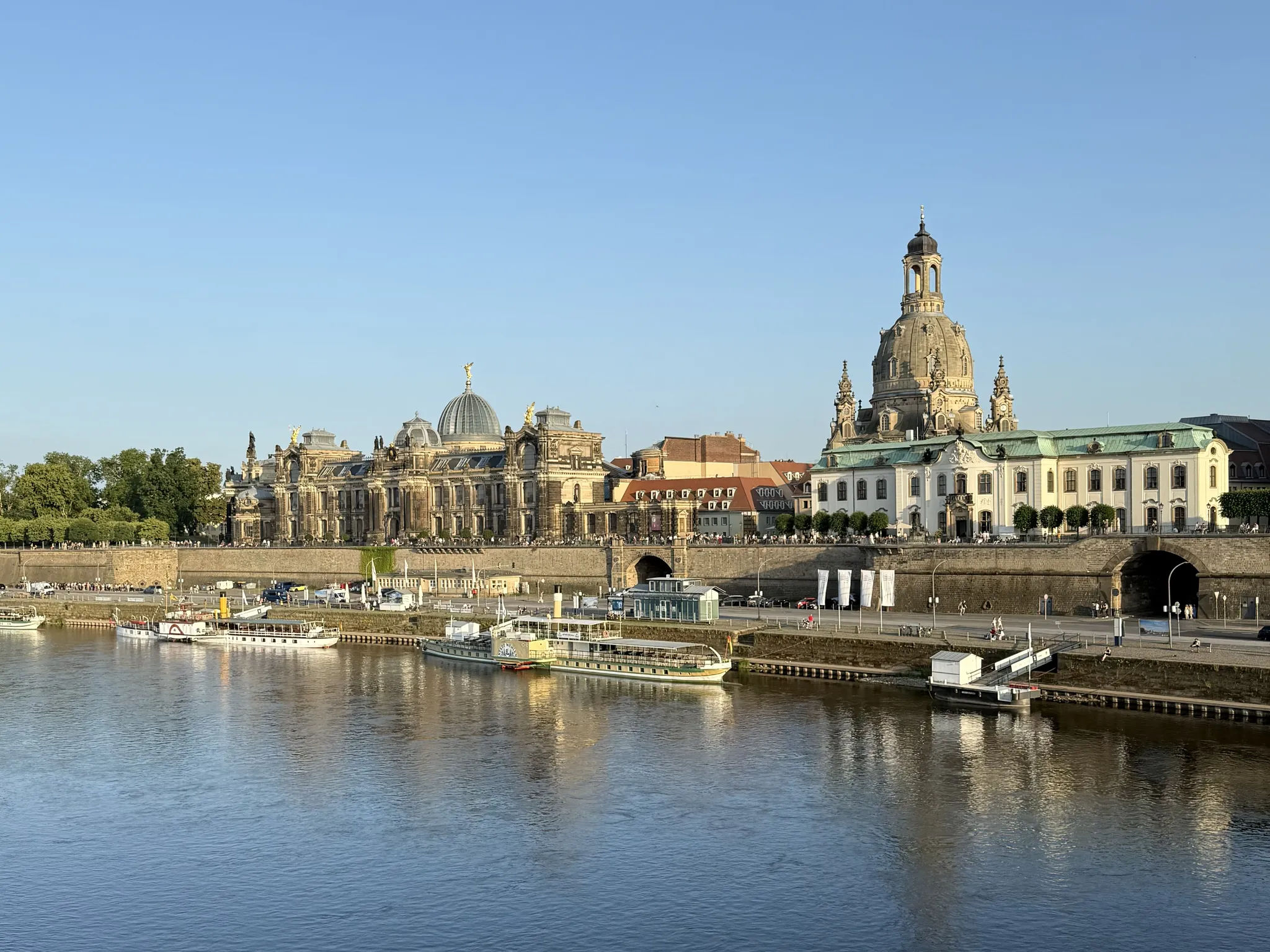 Терраса Брюля