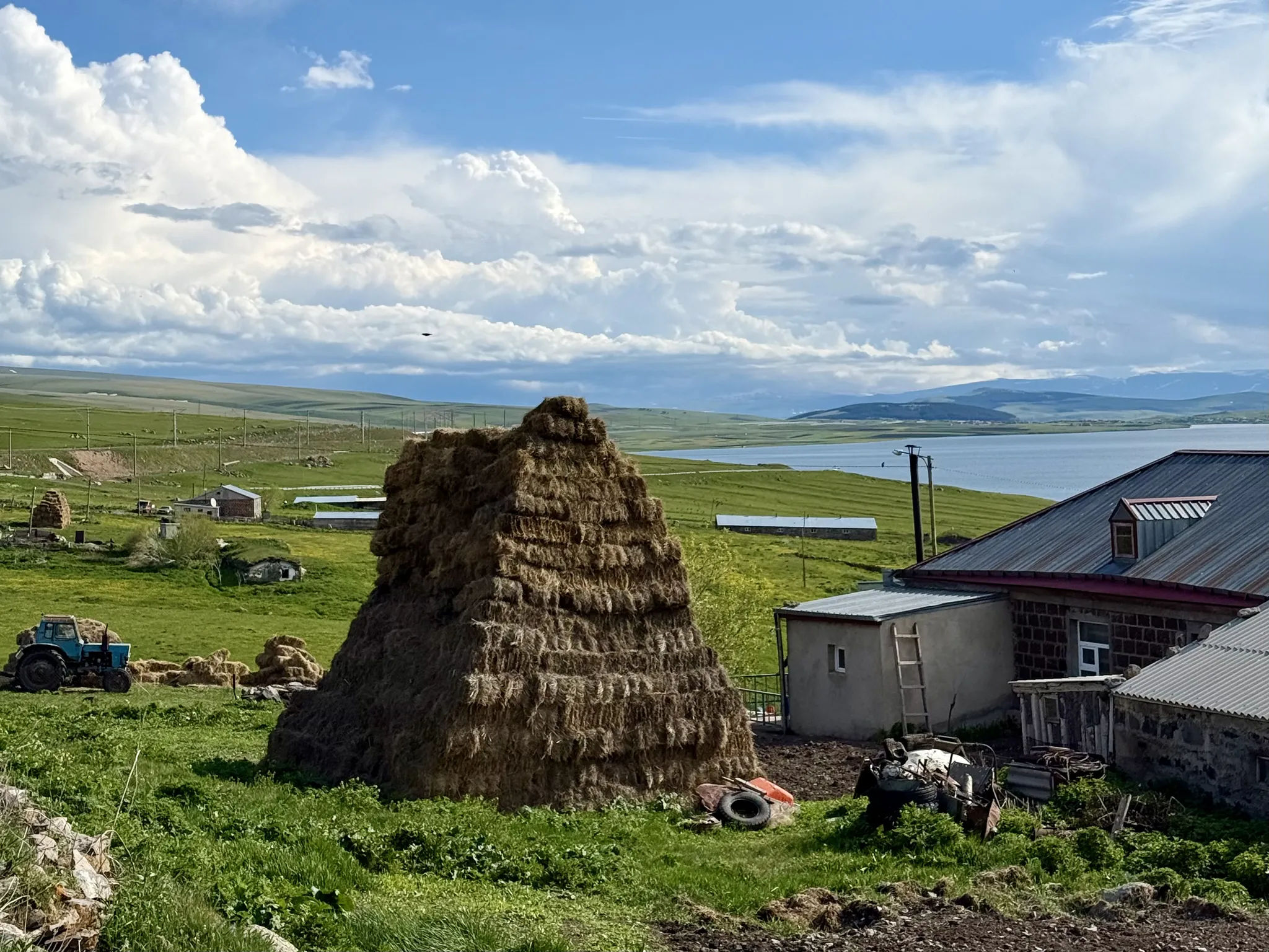 Деревня у Паравани