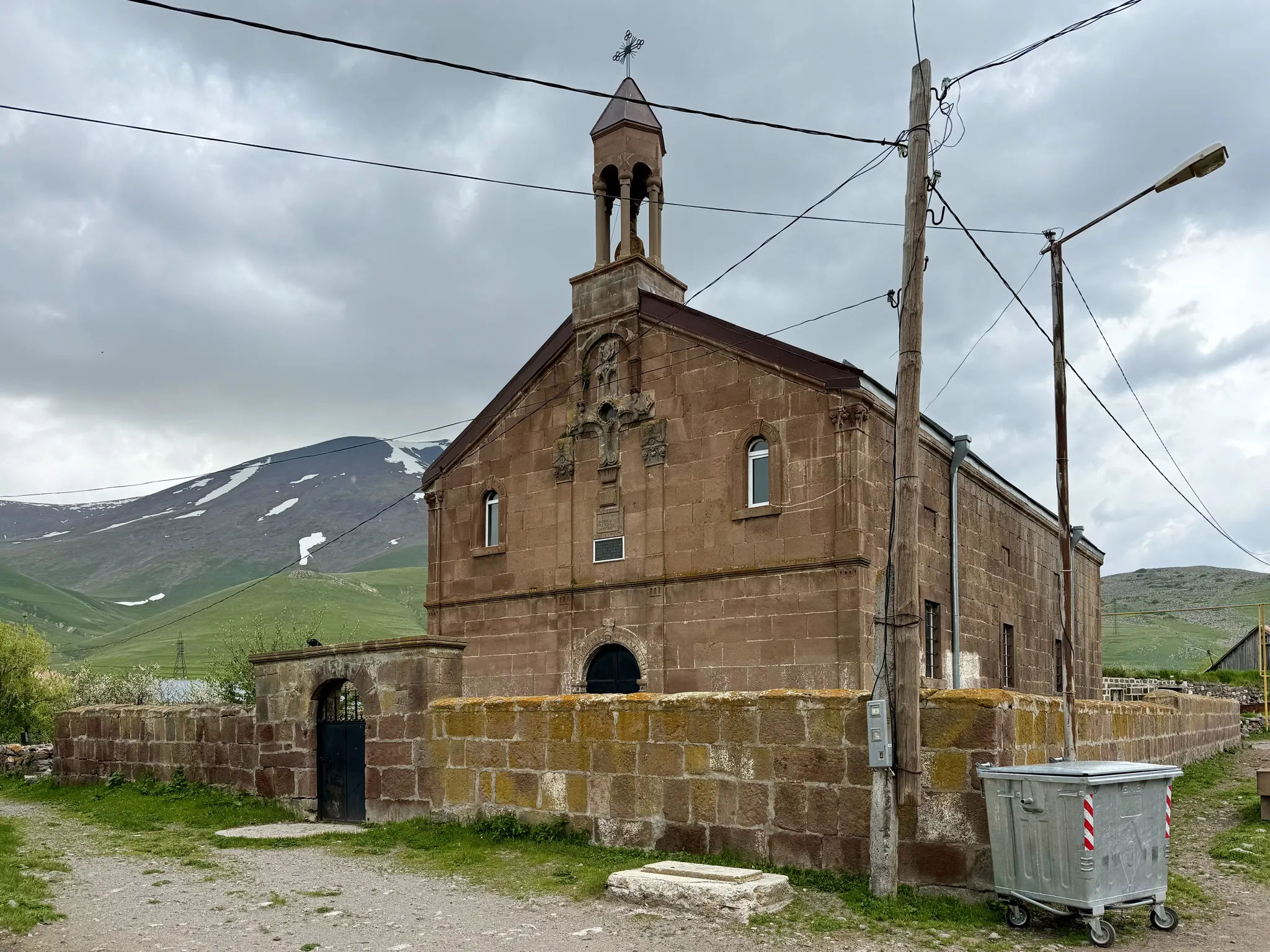 Церковь в селе Абули
