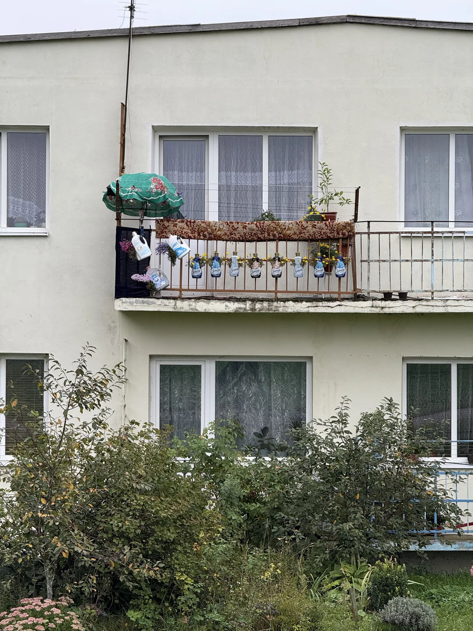 Украшенный балкон