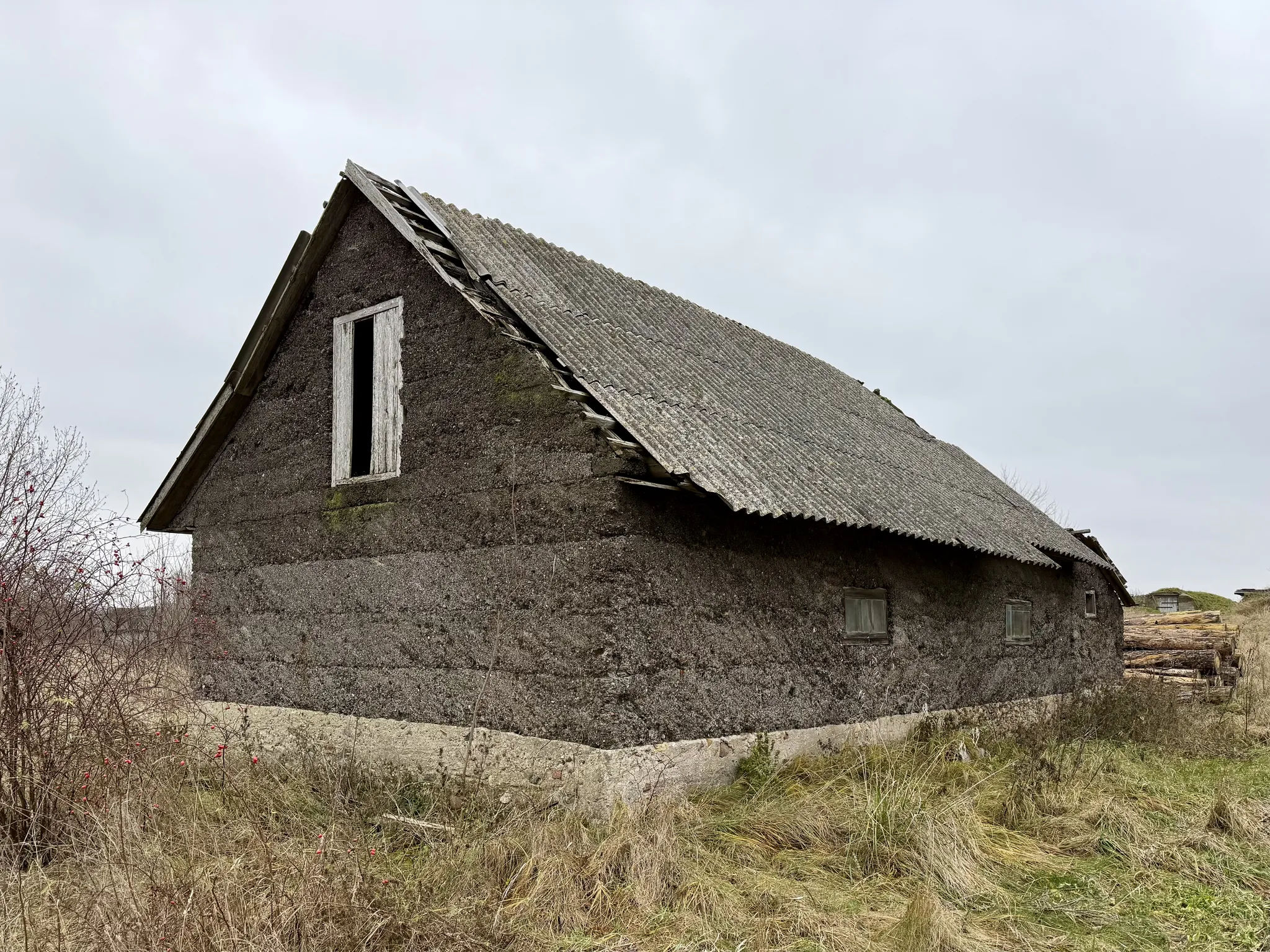 Дом из асфальта