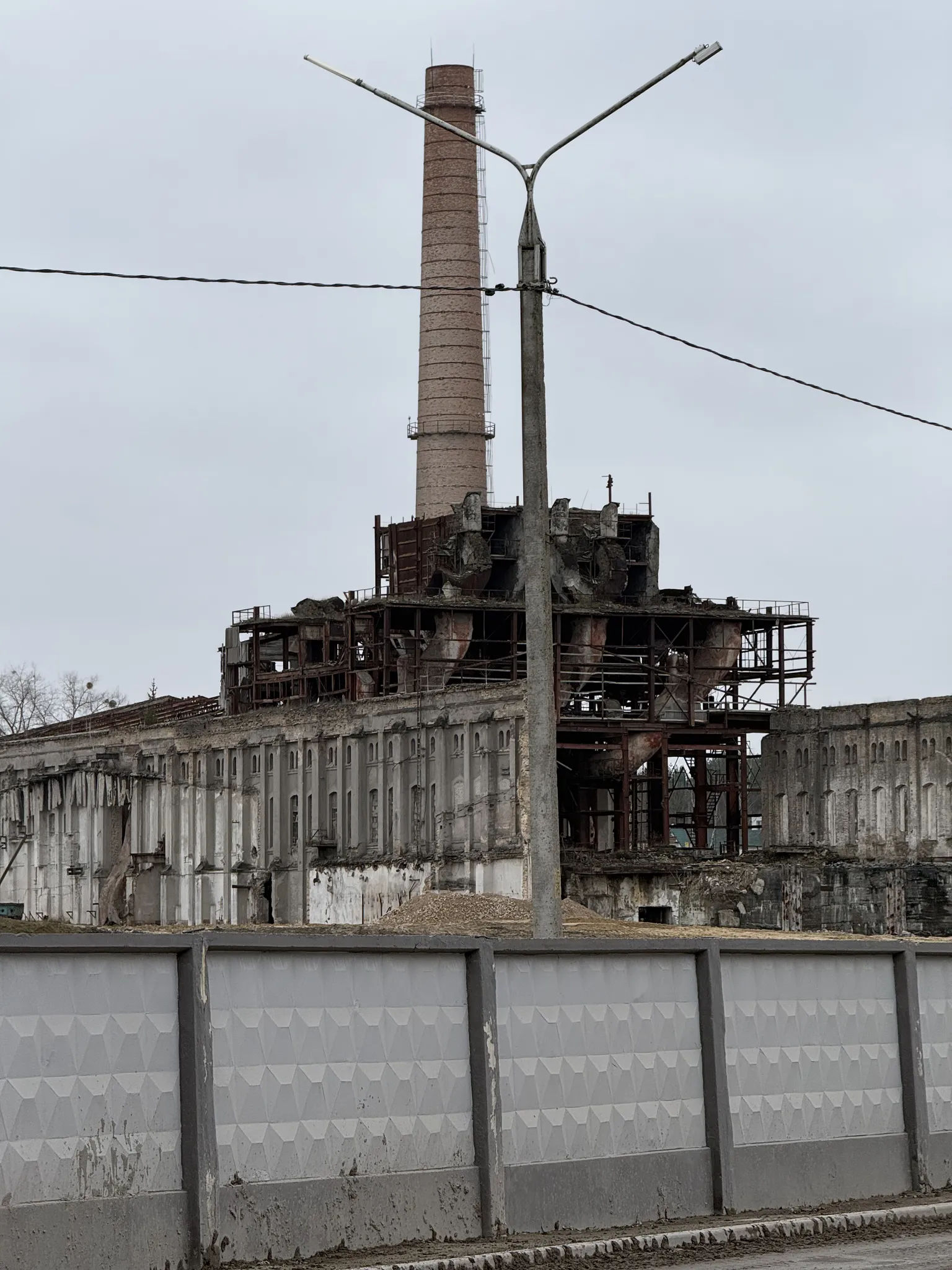 Разрушенный цех