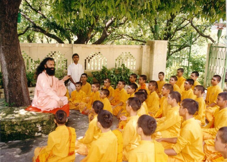 सनातन संस्कृति और शिक्षा का प्रभाव