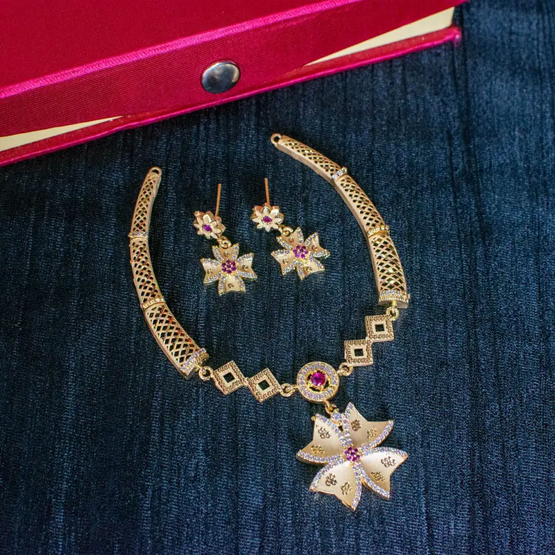 Gold-Toned Forming Collar Necklace Set with Floral Star Pendant - View 1