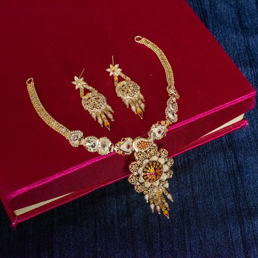 Gold-Toned Forming Necklace Set with Meenakari Floral Pendant - Forming Set in Copper material with 24K Gold Plated plating