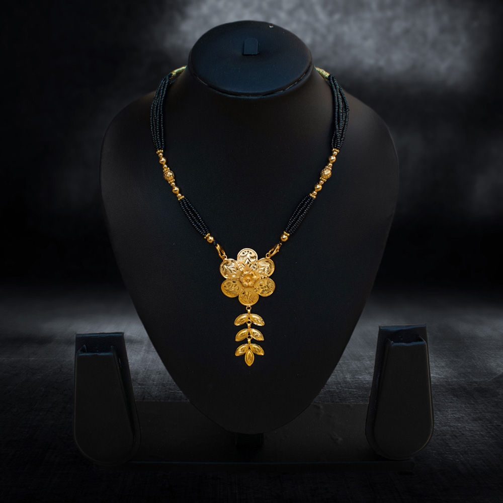 Gold-Plated Black Bead Necklace Set with Floral Pendant - Necklace in Brass material with 24K Gold Plated plating