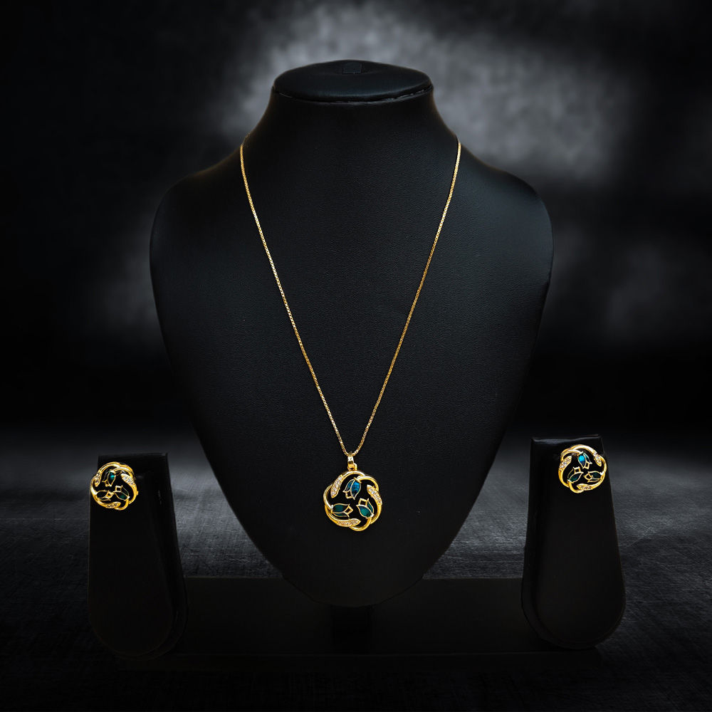 Gold-Plated Chain with Swirling Enamel Floral Pendant - Necklace in Brass material with 24K Gold Plated plating