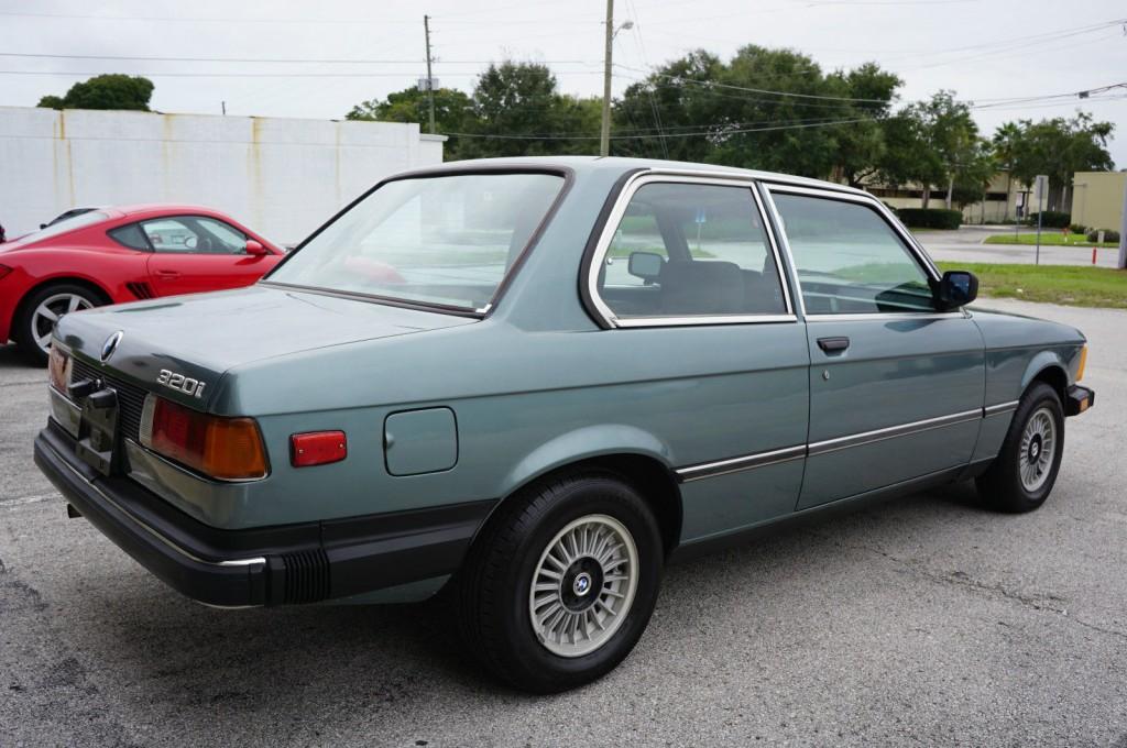 1982 BMW 320i Coupe