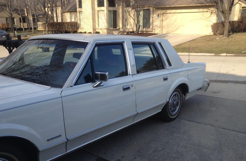 1982 Lincoln Town Car