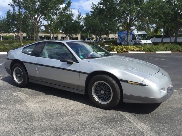 1987 Pontiac Fiero GT V6