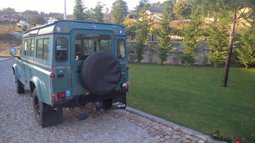 1984 Land Rover Defender Vynil in good condition