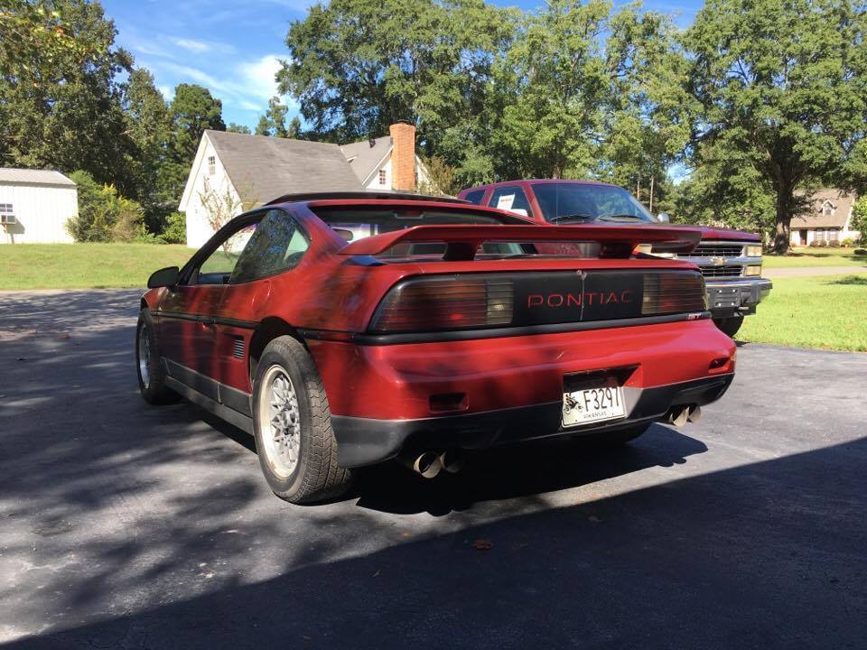 NICE 1987 Pontiac Fiero GT