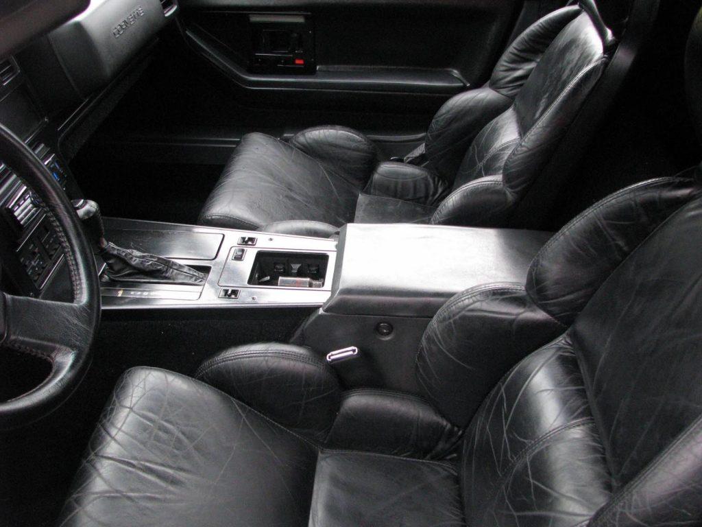 STUNNING 1987 Chevrolet Corvette