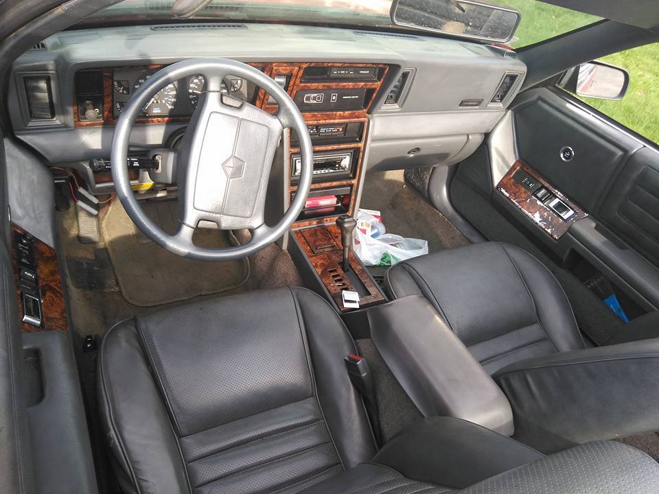 VERY NICE 1989 Chrysler LeBaron